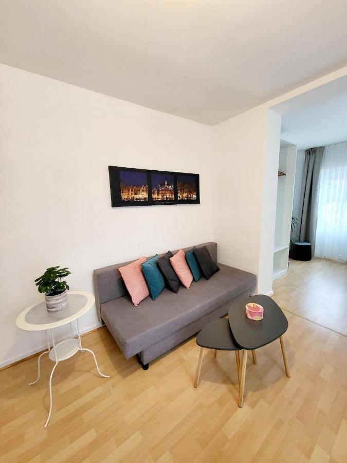 Studio Alicia, Idealement Situe Etterbeek Ngoại thất bức ảnh