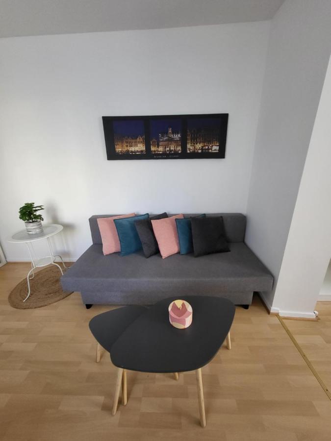 Studio Alicia, Idealement Situe Etterbeek Ngoại thất bức ảnh